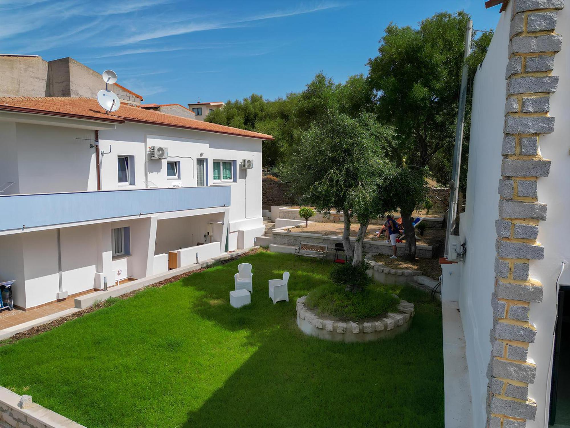 Beb Con Piscina Villa Del Borgo บาเดซี ภายนอก รูปภาพ