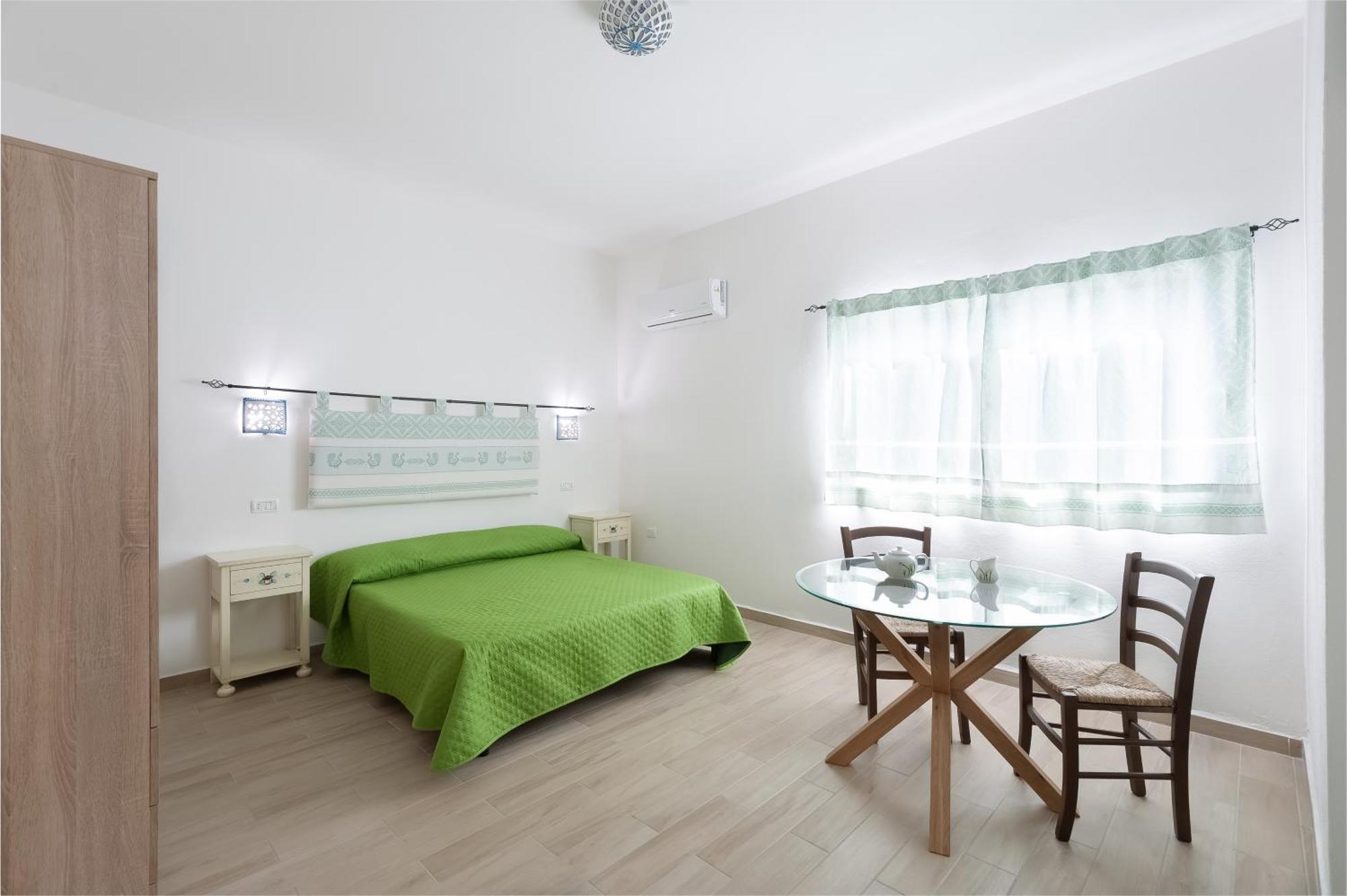 Beb Con Piscina Villa Del Borgo บาเดซี ภายนอก รูปภาพ