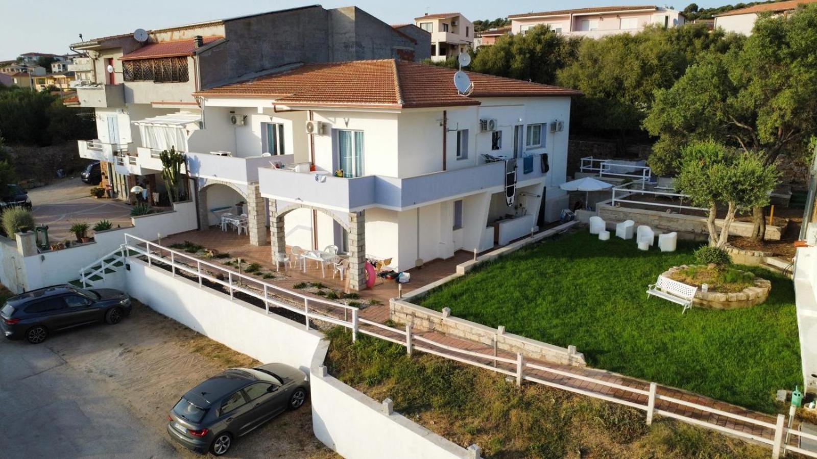 Beb Con Piscina Villa Del Borgo บาเดซี ภายนอก รูปภาพ