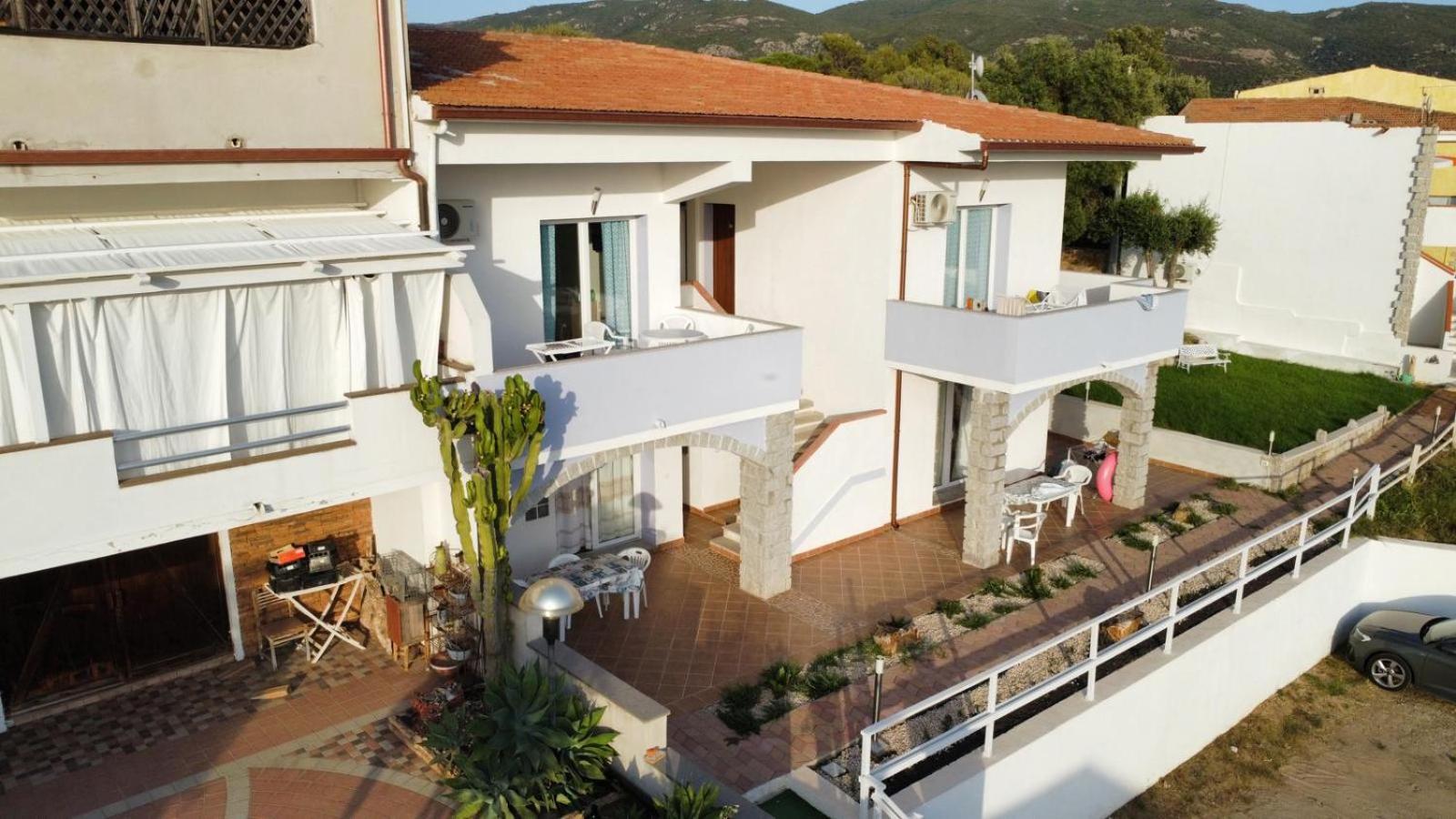 Beb Con Piscina Villa Del Borgo บาเดซี ภายนอก รูปภาพ